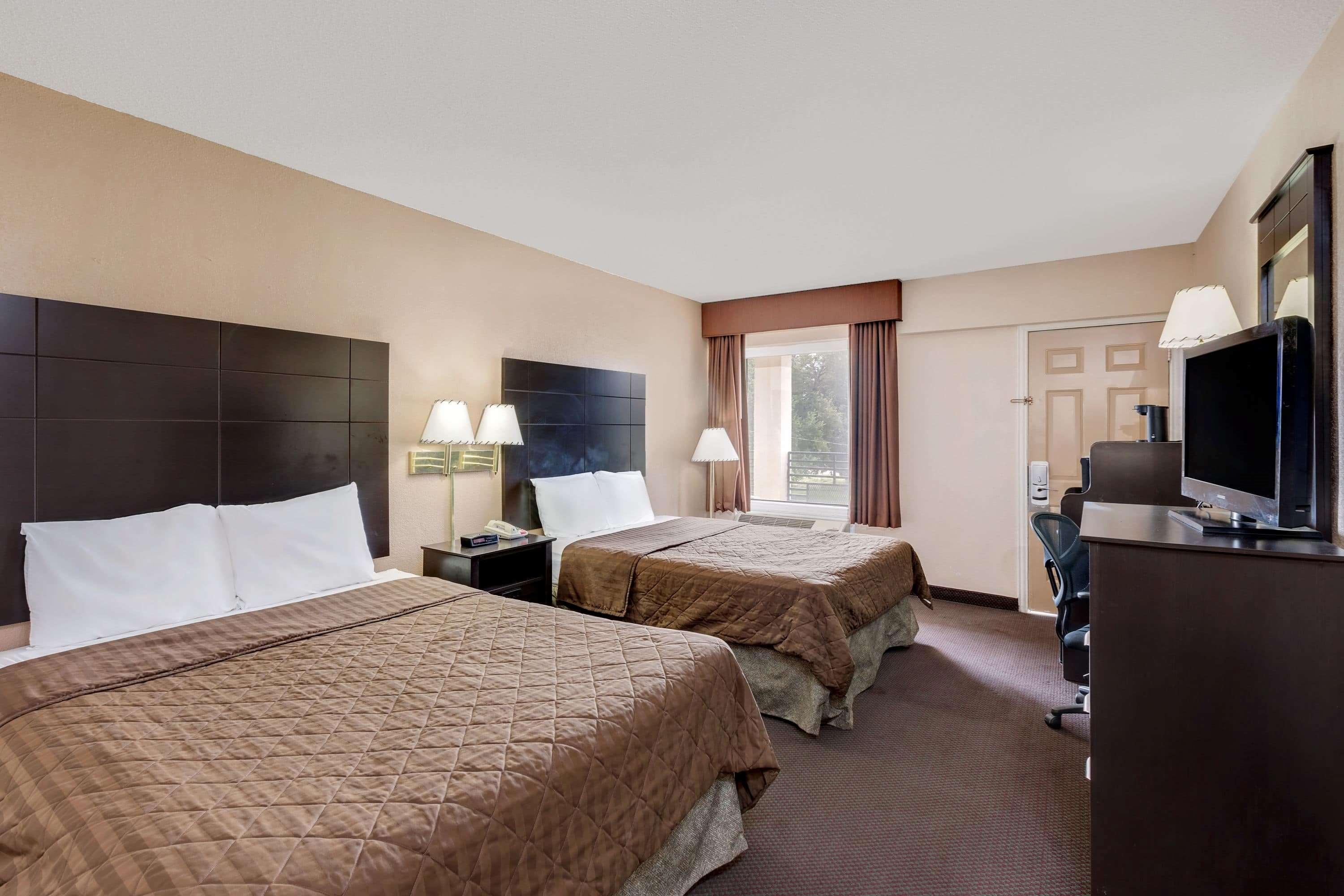 ทราเวลลอดจ์ บาย วินด์แฮม โอโซนา Motel ภายนอก รูปภาพ